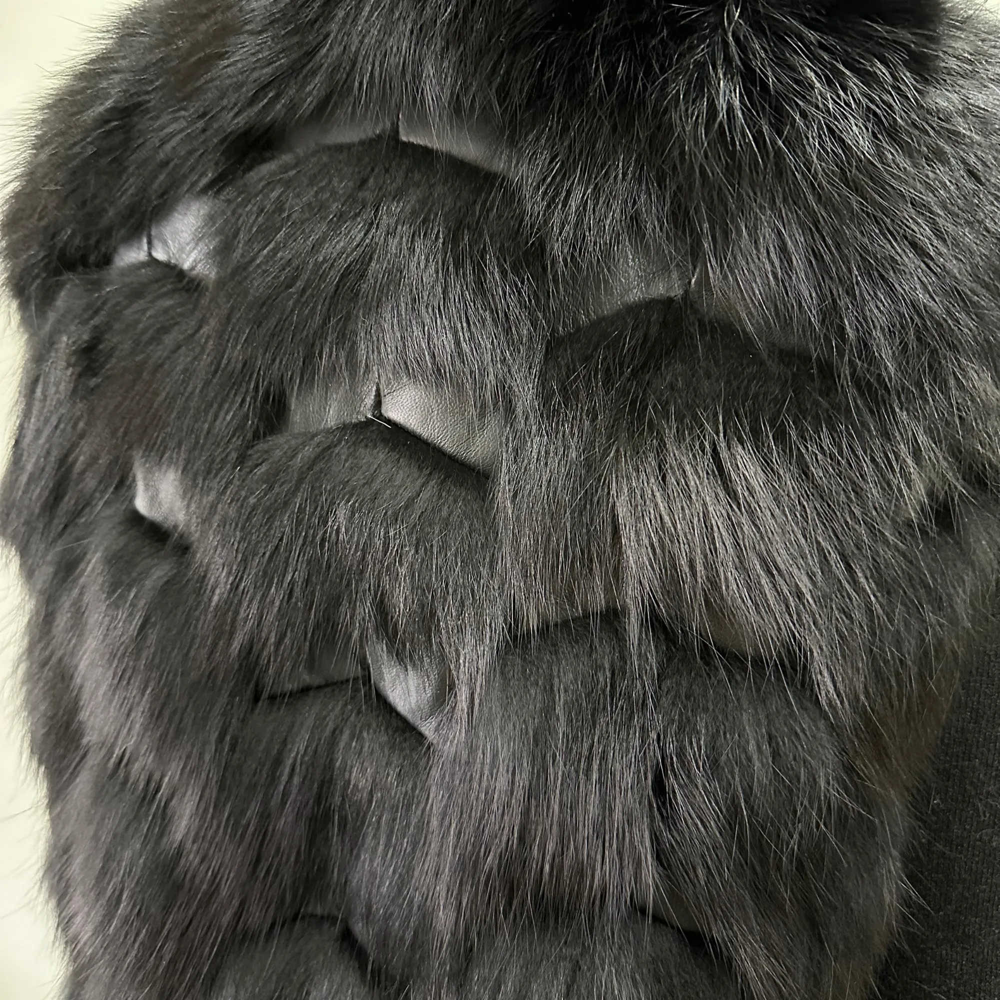 Black Natural Leather and Fox Fur Vest – Diamond Pattern, Zipper, and Lined Design (S)